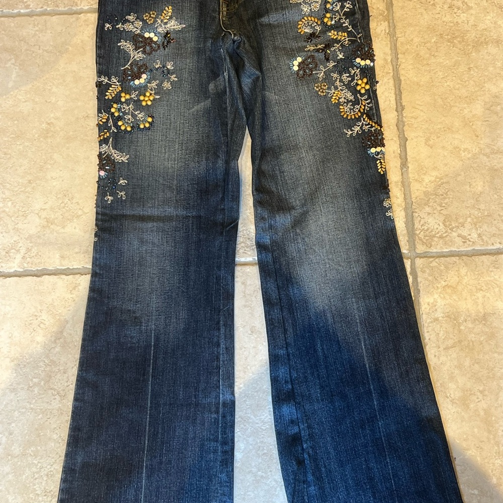 Embroidered Jeans - Picture 3 of 3